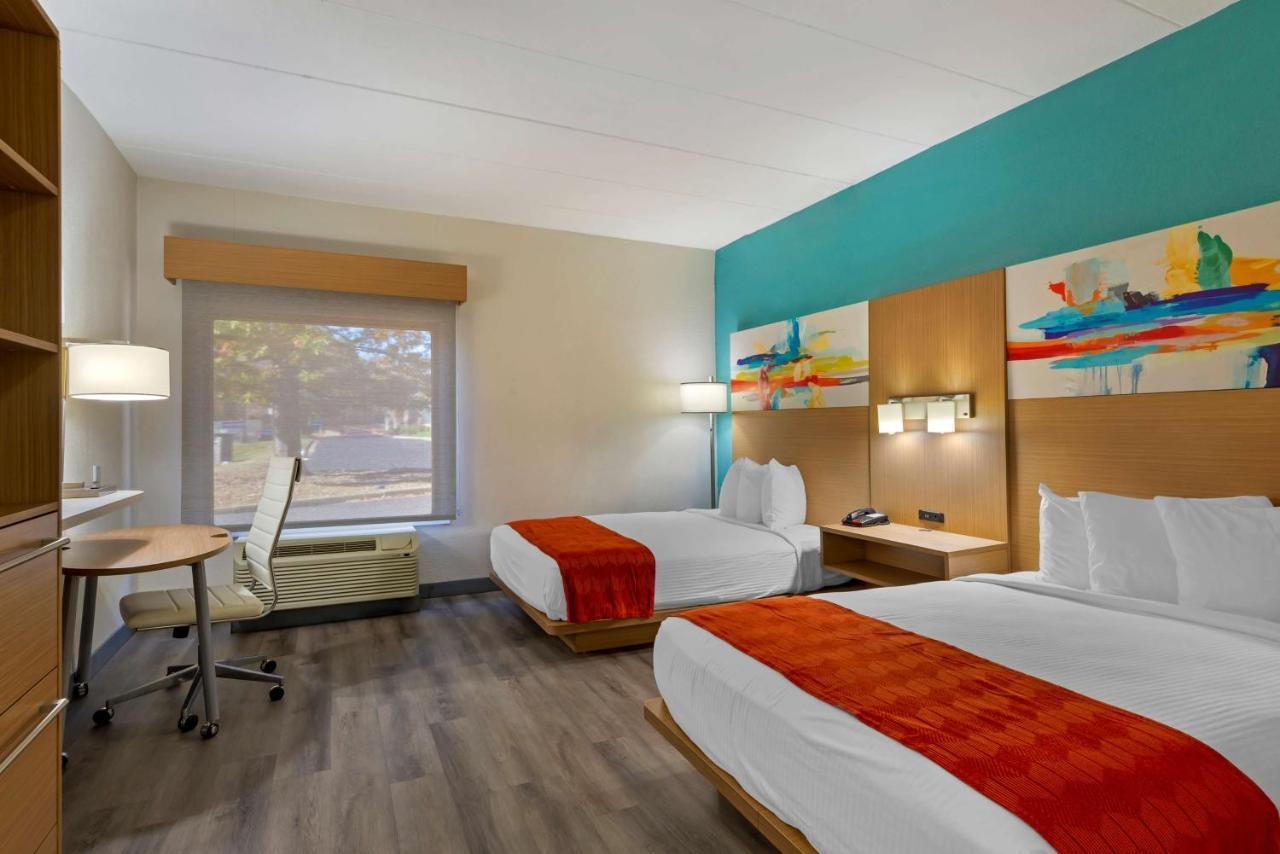 Best Western Plus Executive Hotel Richmond Dumbarton Ngoại thất bức ảnh